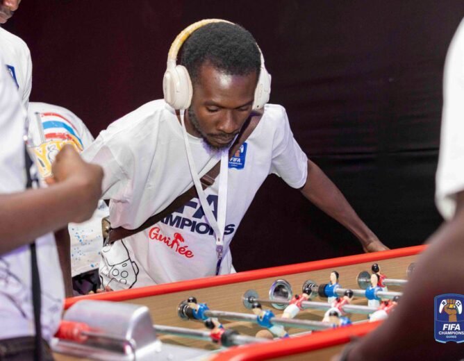 𝐅𝐈𝐅𝐀 𝐂𝐡𝐚𝐦𝐩𝐢𝐨𝐧𝐬 𝐆𝐮𝐢𝐧𝐞́𝐞 n’est pas uniquement une histoire de manettes.